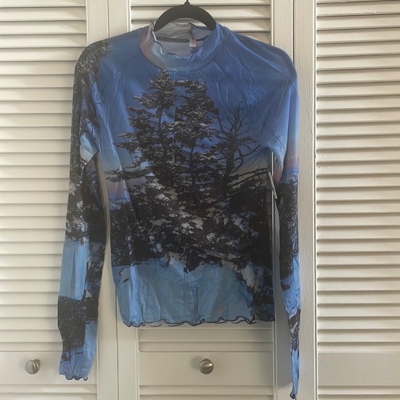 Free People Movement Printed High Jump Long
Sleeve Top - NWT - Picture 5 of 6